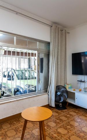 Casa à venda com 210m², 5 quartos e 2 vagasSala de Estar