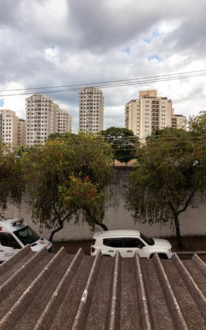Casa à venda com 210m², 5 quartos e 2 vagasSuíte - Vista