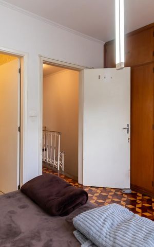 Casa à venda com 210m², 5 quartos e 2 vagasSuíte