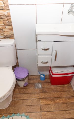 Casa de condomínio para alugar com 110m², 3 quartos e 1 vaga Casa de condomínio para alugar com 110m², 3 quartos e 1 vagaBanheiro 2