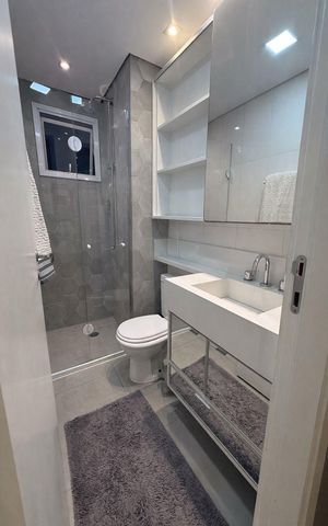 Apartamento à venda com 92m², 2 quartos e 2 vagas Apartamento à venda com 92m², 2 quartos e 2 vagasBanheiro