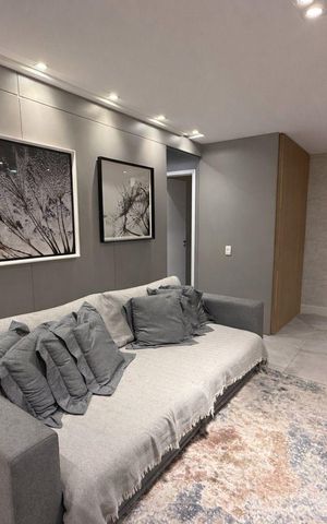 Apartamento à venda com 92m², 2 quartos e 2 vagas Apartamento à venda com 92m², 2 quartos e 2 vagasSala