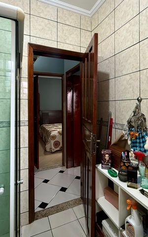 Casa à venda com 304m², 2 quartos e 4 vagas Casa à venda com 304m², 2 quartos e 4 vagasBanheiro