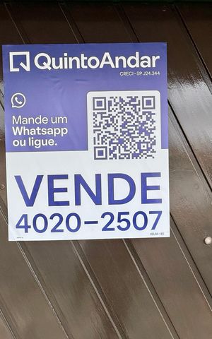 Casa à venda com 304m², 2 quartos e 4 vagas Casa à venda com 304m², 2 quartos e 4 vagasPlaca