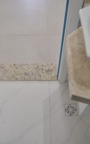 Apartamento à venda com 69m², 2 quartos e 2 vagasBanheiro da Suíte