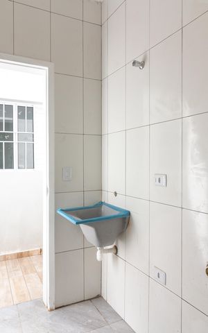 Casa para alugar com 60m², 2 quartos e 1 vagaÁrea de Serviço