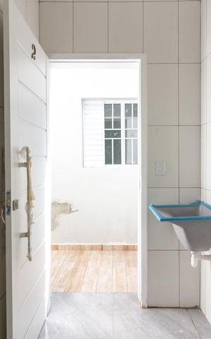 Casa para alugar com 60m², 2 quartos e 1 vagaÁrea de Serviço