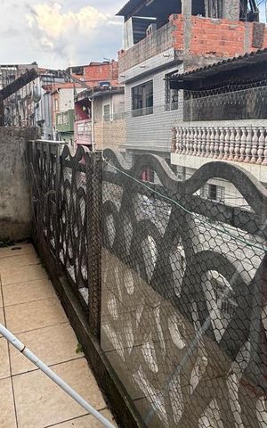 Casa à venda com 50m², 4 quartos e 1 vagaCasa 2 - Quarto  - varanda 