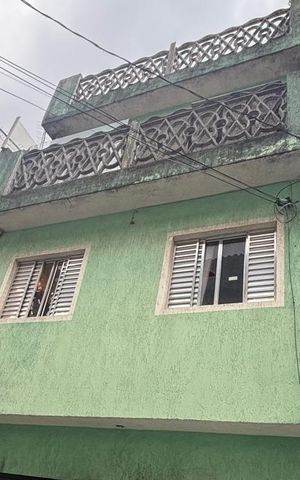 Casa à venda com 50m², 4 quartos e 1 vagaFachada