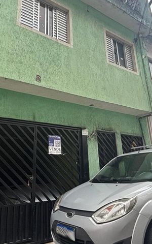 Casa à venda com 50m², 4 quartos e 1 vagaFachada