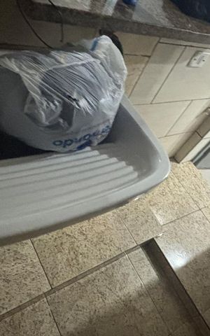 Casa à venda com 50m², 4 quartos e 1 vagaÁrea serviço casa 1 