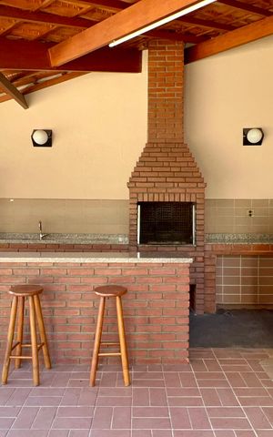 Apartamento à venda com 74m², 2 quartos e 1 vaga Apartamento à venda com 74m², 2 quartos e 1 vagaChurrasqueira
