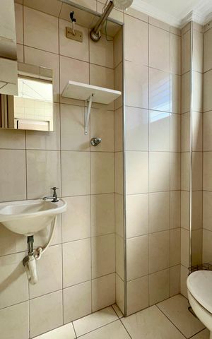 Apartamento à venda com 74m², 2 quartos e 1 vaga Apartamento à venda com 74m², 2 quartos e 1 vagaBanheiro de serviço