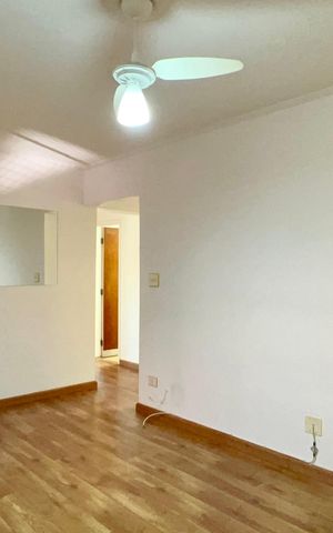 Apartamento à venda com 74m², 2 quartos e 1 vaga Apartamento à venda com 74m², 2 quartos e 1 vagaSala