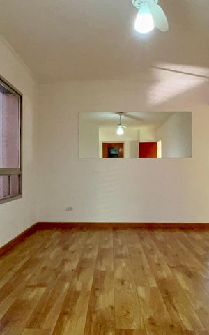 Apartamento à venda com 74m², 2 quartos e 1 vaga Apartamento à venda com 74m², 2 quartos e 1 vagaSala