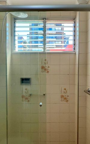 Apartamento à venda com 74m², 2 quartos e 1 vaga Apartamento à venda com 74m², 2 quartos e 1 vagaBanheiro