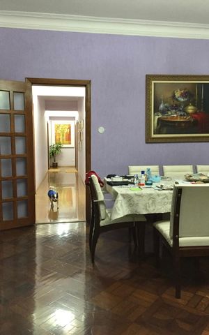 Apartamento à venda com 243m², 4 quartos e 1 vaga