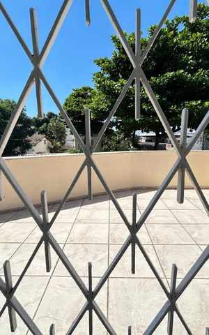 Casa à venda com 473m², 5 quartos e 3 vagasVista da Suíte 1
