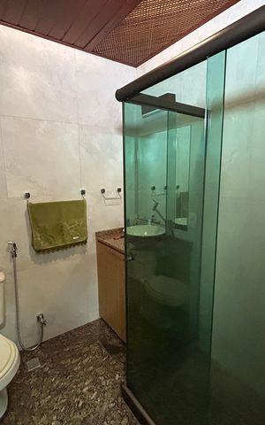 Casa à venda com 473m², 5 quartos e 3 vagasBanheiro Social 2