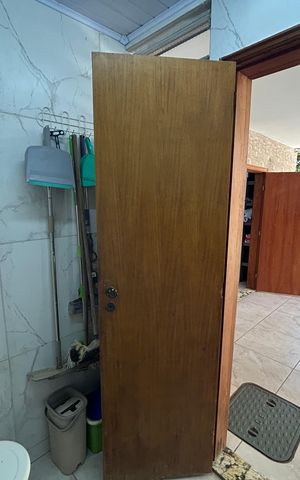 Casa à venda com 473m², 5 quartos e 3 vagasBanheiro Social 1