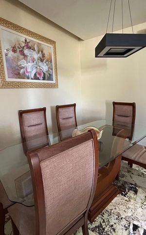 Casa à venda com 473m², 5 quartos e 3 vagasSala