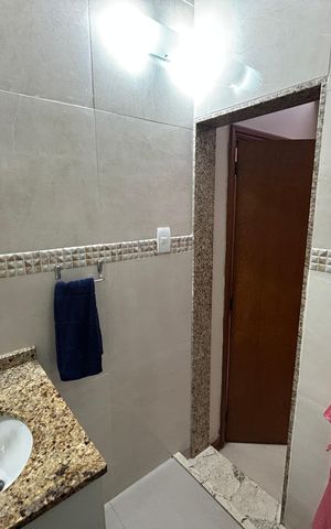 Casa à venda com 473m², 5 quartos e 3 vagasBanheiro da Suíte 2