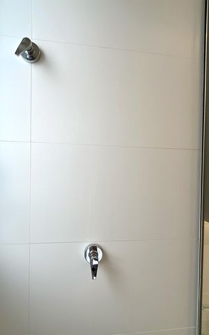 Apartamento à venda com 84m², 3 quartos e 2 vagas Apartamento à venda com 84m², 3 quartos e 2 vagasBanheiro da Suíte 1