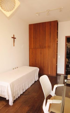 Casa à venda com 267m², 4 quartos e 3 vagasquarto 1