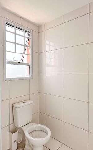 Apartamento à venda com 49m², 2 quartos e 1 vaga Apartamento à venda com 49m², 2 quartos e 1 vagaBanheiro Social