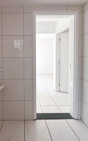 Apartamento à venda com 49m², 2 quartos e 1 vaga Apartamento à venda com 49m², 2 quartos e 1 vagaBanheiro Social