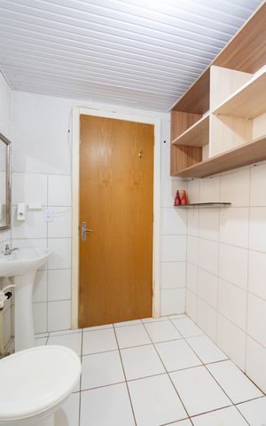 Apartamento à venda com 80m², 2 quartos e 1 vaga Apartamento à venda com 80m², 2 quartos e 1 vagaBanheiro