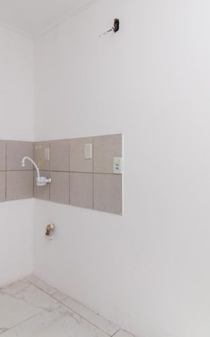Apartamento à venda com 63m², 3 quartos e sem vaga Apartamento à venda com 63m², 3 quartos e sem vagaCozinha e Área de Serviço