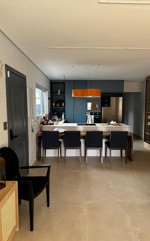 Casa para alugar com 240m², 2 quartos e 2 vagas Casa para alugar com 240m², 2 quartos e 2 vagasSala