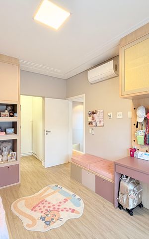 Casa de condomínio à venda com 329m², 3 quartos e 3 vagasSuíte 1
