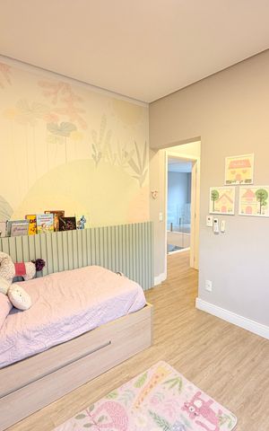 Casa de condomínio à venda com 329m², 3 quartos e 3 vagasSuíte 2
