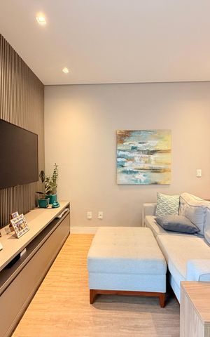 Casa de condomínio à venda com 329m², 3 quartos e 3 vagasSala de TV