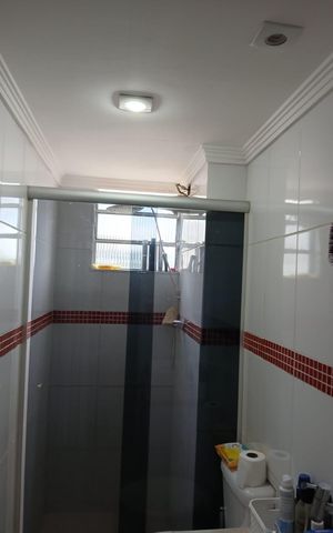 Apartamento à venda com 42m², 2 quartos e 1 vaga Apartamento à venda com 42m², 2 quartos e 1 vagaBanheiro