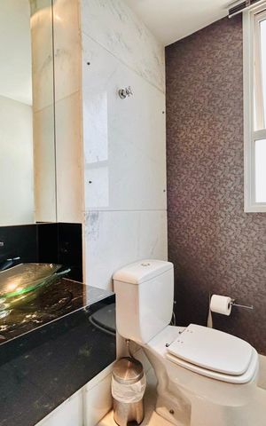 Apartamento à venda com 274m², 4 quartos e 5 vagas Apartamento à venda com 274m², 4 quartos e 5 vagasBanheiro