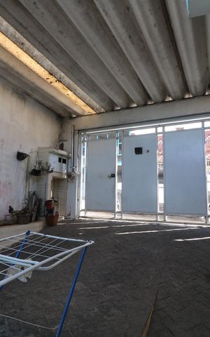 Casa à venda com 60m², 1 quarto e 1 vagaGaragem