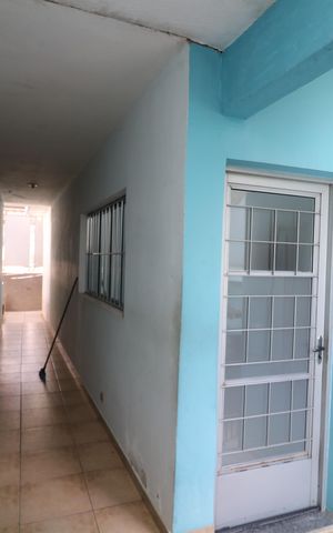 Casa à venda com 60m², 1 quarto e 1 vagaÁrea de Serviço