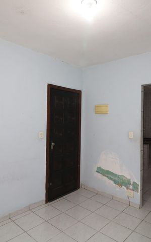 Casa à venda com 60m², 1 quarto e 1 vagaSala