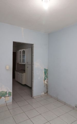 Casa à venda com 60m², 1 quarto e 1 vagaSala