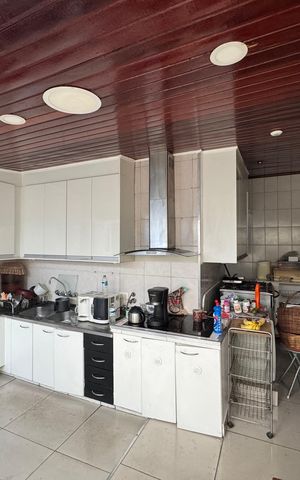 Casa para alugar com 350m², 5 quartos e sem vaga Casa para alugar com 350m², 5 quartos e sem vagaCozinha
