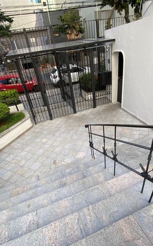 Apartamento à venda com 136m², 3 quartos e 2 vagas