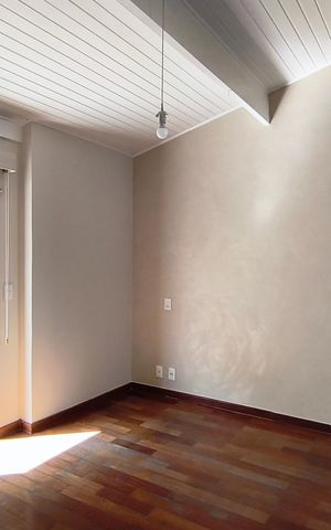 Casa para alugar com 220m², 3 quartos e 2 vagas Casa para alugar com 220m², 3 quartos e 2 vagasSuíte