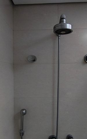 Casa para alugar com 220m², 3 quartos e 2 vagas Casa para alugar com 220m², 3 quartos e 2 vagasBanheiro da Suíte