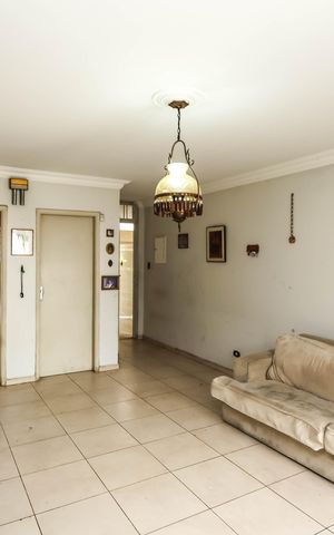 Casa para alugar com 212m², 3 quartos e 2 vagasSala