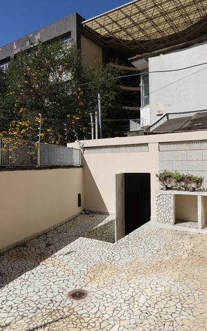 Casa para alugar com 212m², 3 quartos e 2 vagasÁrea externa