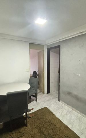 Apartamento à venda com 48m², 2 quartos e sem vaga Apartamento à venda com 48m², 2 quartos e sem vagaSala
