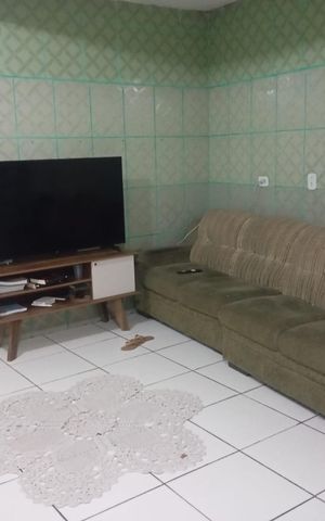 Casa à venda com 46m², 2 quartos e sem vaga Casa à venda com 46m², 2 quartos e sem vagaSala